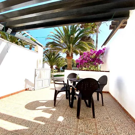アパート Apartamento Con Terraza Y Piscina En Tenerife Sur ポリス・デ・アボナ